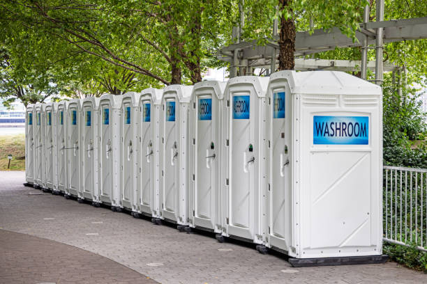 Best Best portable toilet rental  in Trowbridge Park, MI