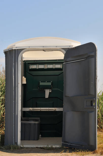 Best Porta potty rental near me  in Trowbridge Park, MI